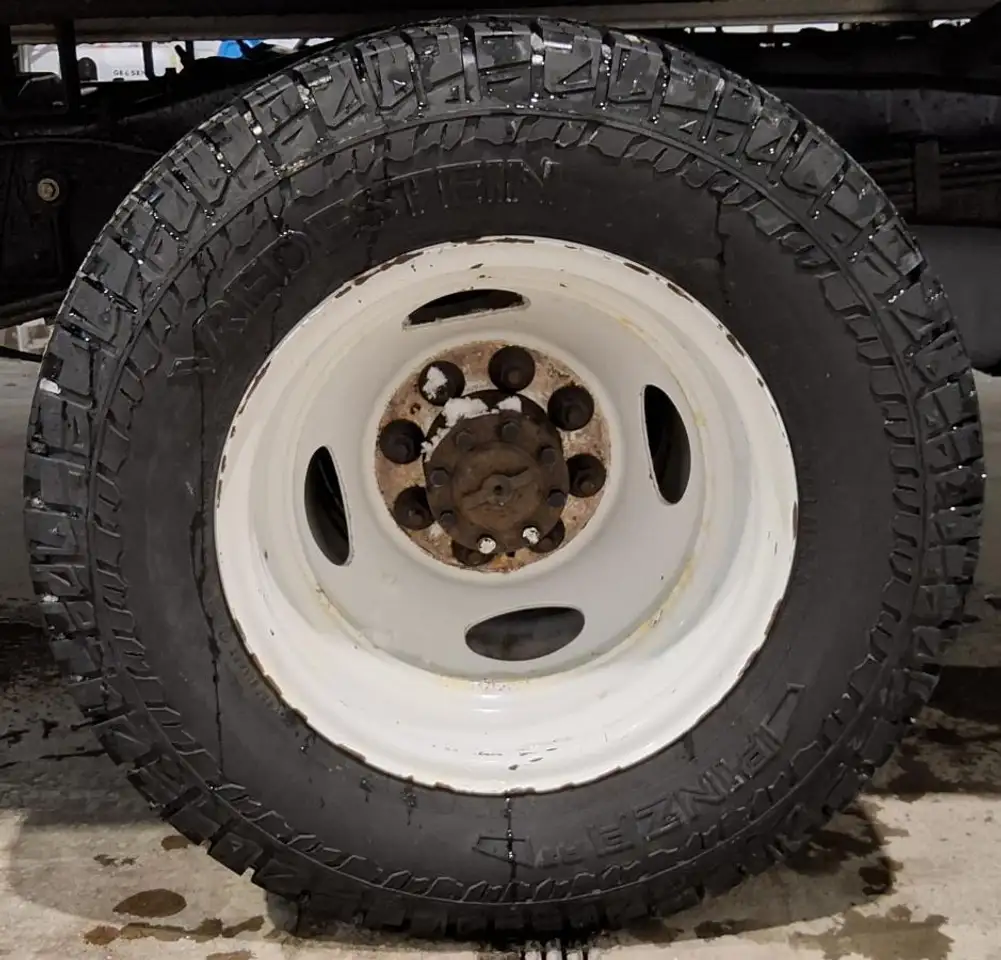 Ford E-450 photo Ford E-450