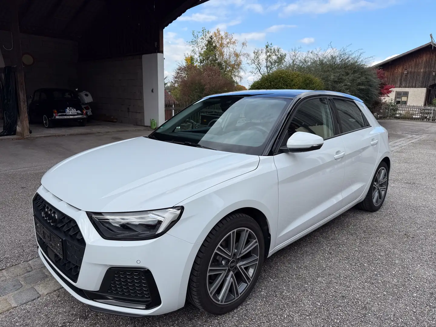 Audi A1 A1 Sportback 30 TFSI Sportback S-tronic Weiß - 1