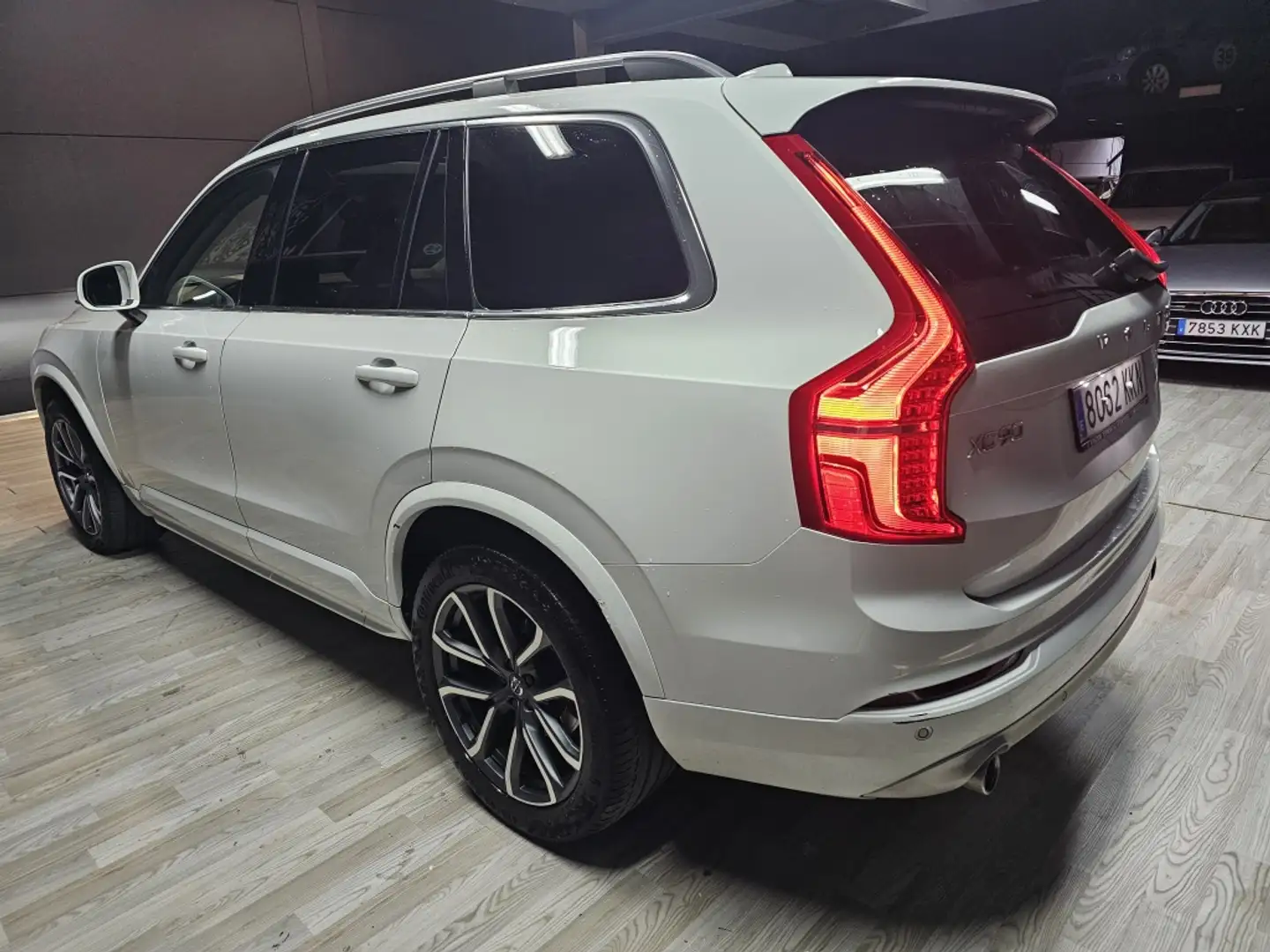 Volvo XC90 D5 Momentum AWD 235 Aut. 7 pl. (9.75) Blanco - 2