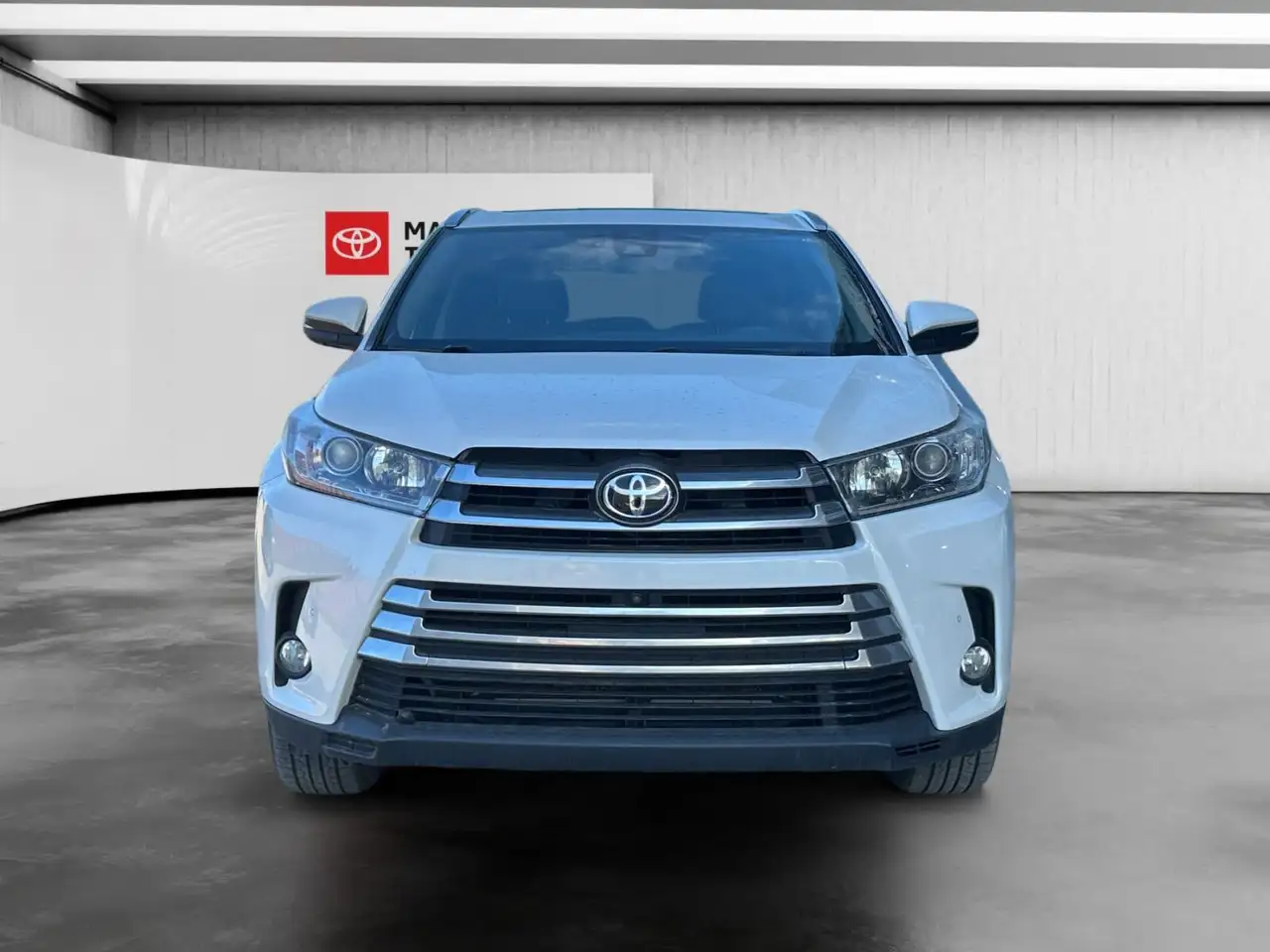 Toyota Highlander снимка Toyota Highlander