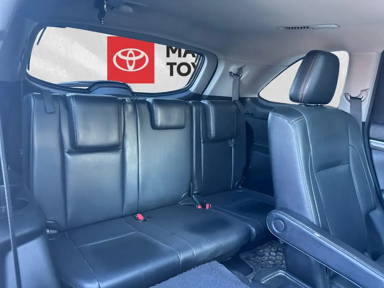 Toyota Highlander снимка Toyota Highlander