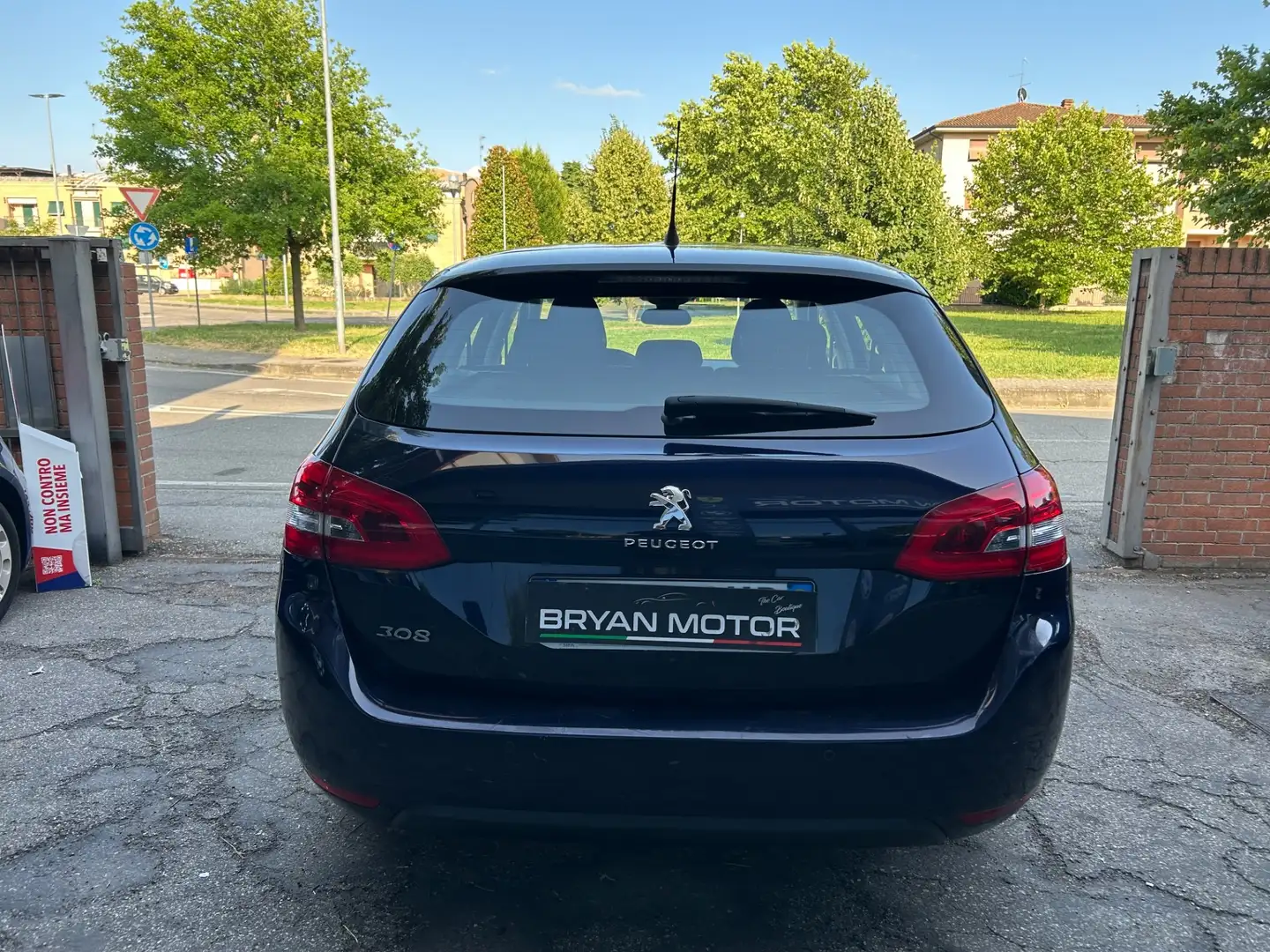 Peugeot 308 BlueHDi 130 S&S EAT6 SW Business Bleu - 2