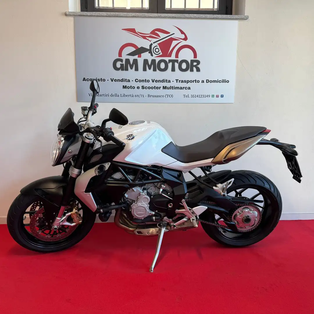 MV Agusta Brutale 675 Bianco - 1