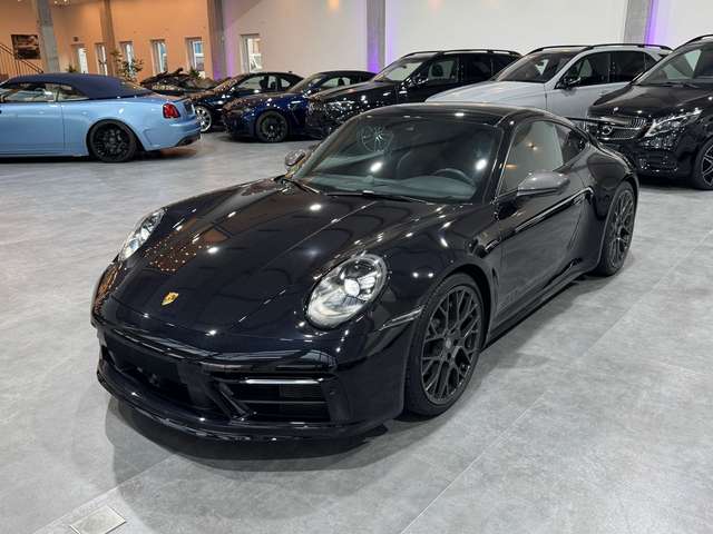 Imagine Porsche 992 Carrera T*Pano*Matrix*Spurassis*360°*Chrono*