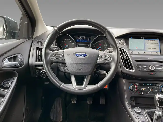 Ford Focus view 5