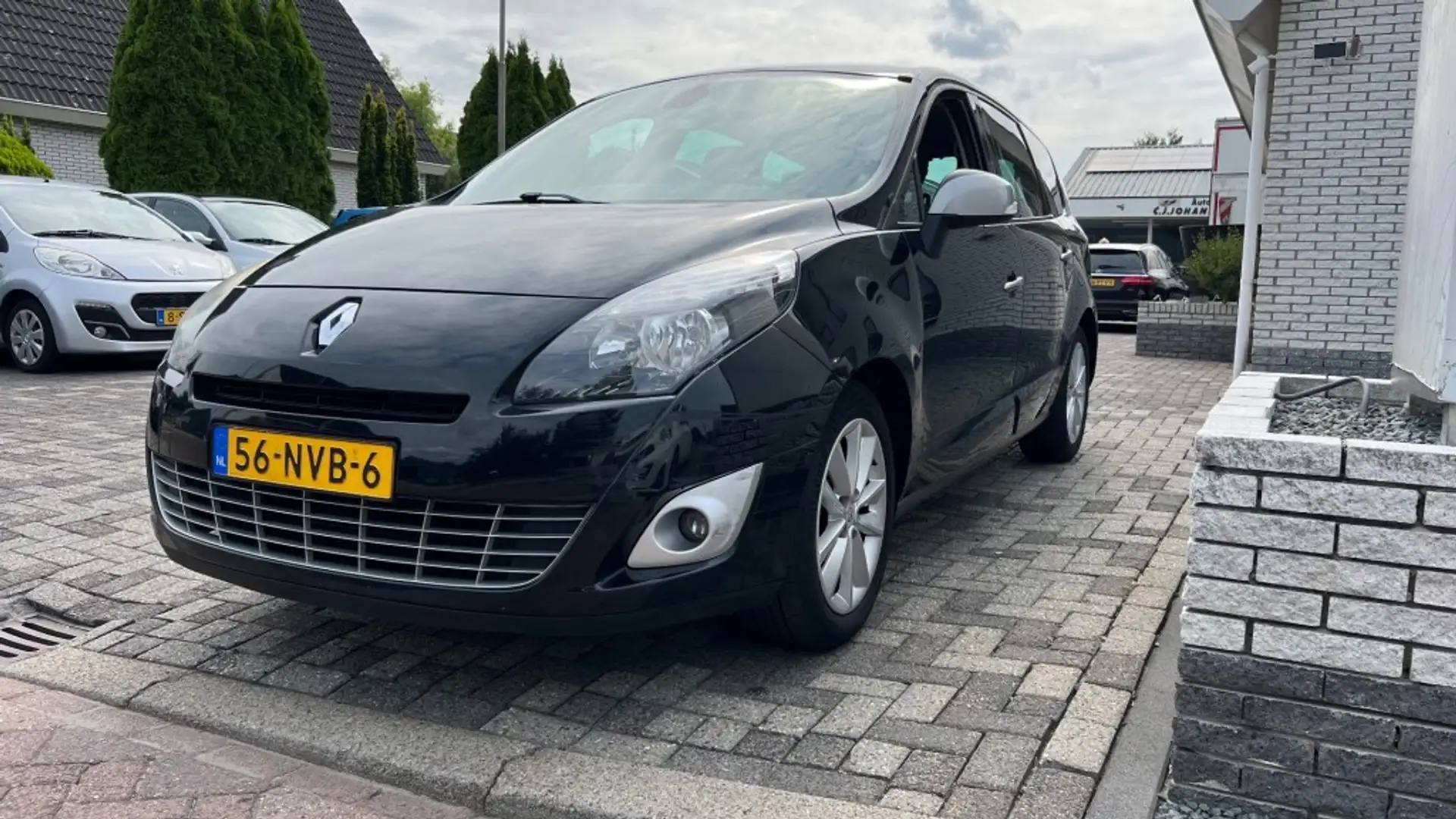 Renault Scenic Grand Scenic 1.4 TCe Celsium Gas G3 Zwart - 2