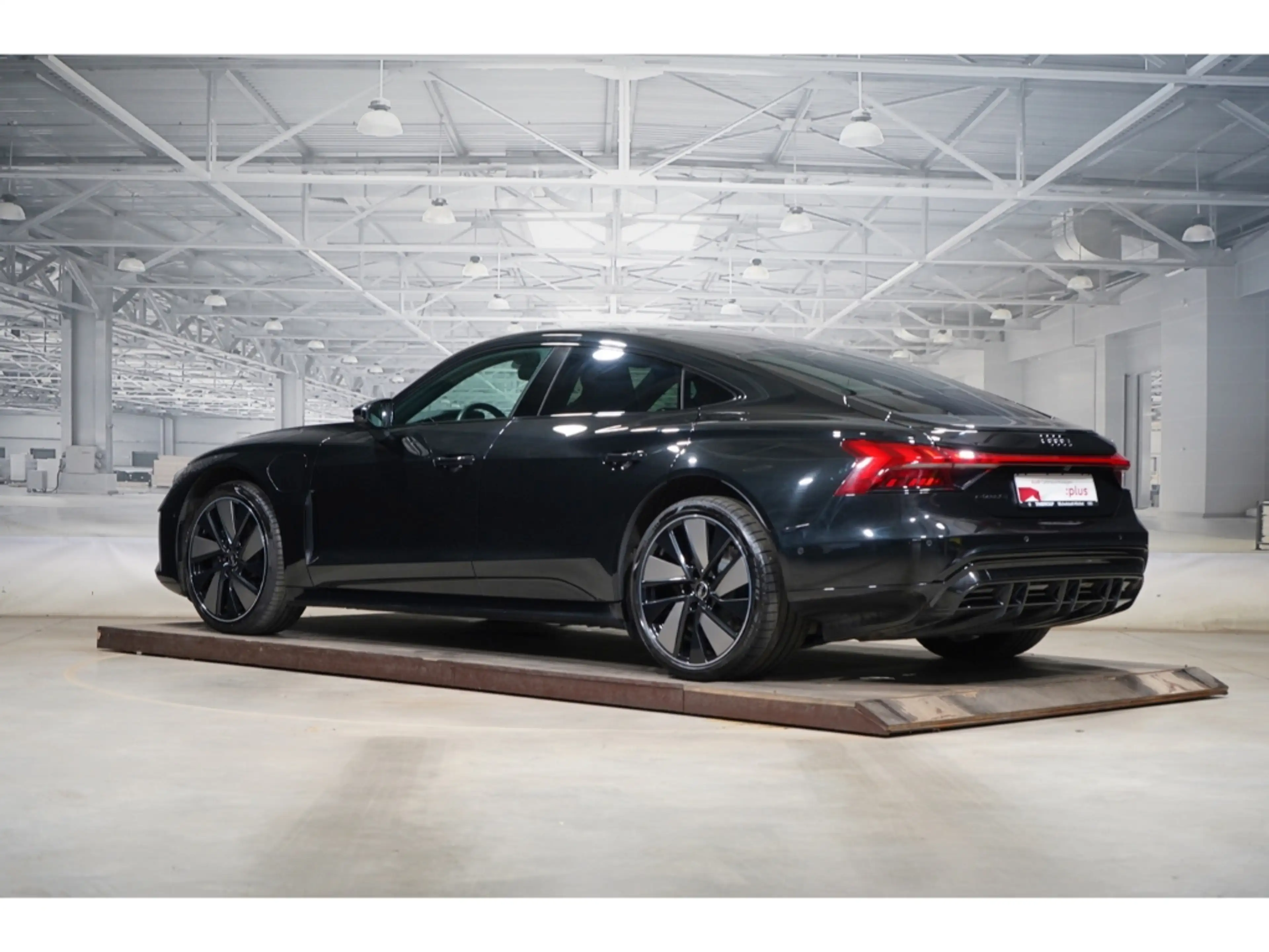 Audi e-tron GT quattro B&O Matrix PANO 21 Zoll — photo 2