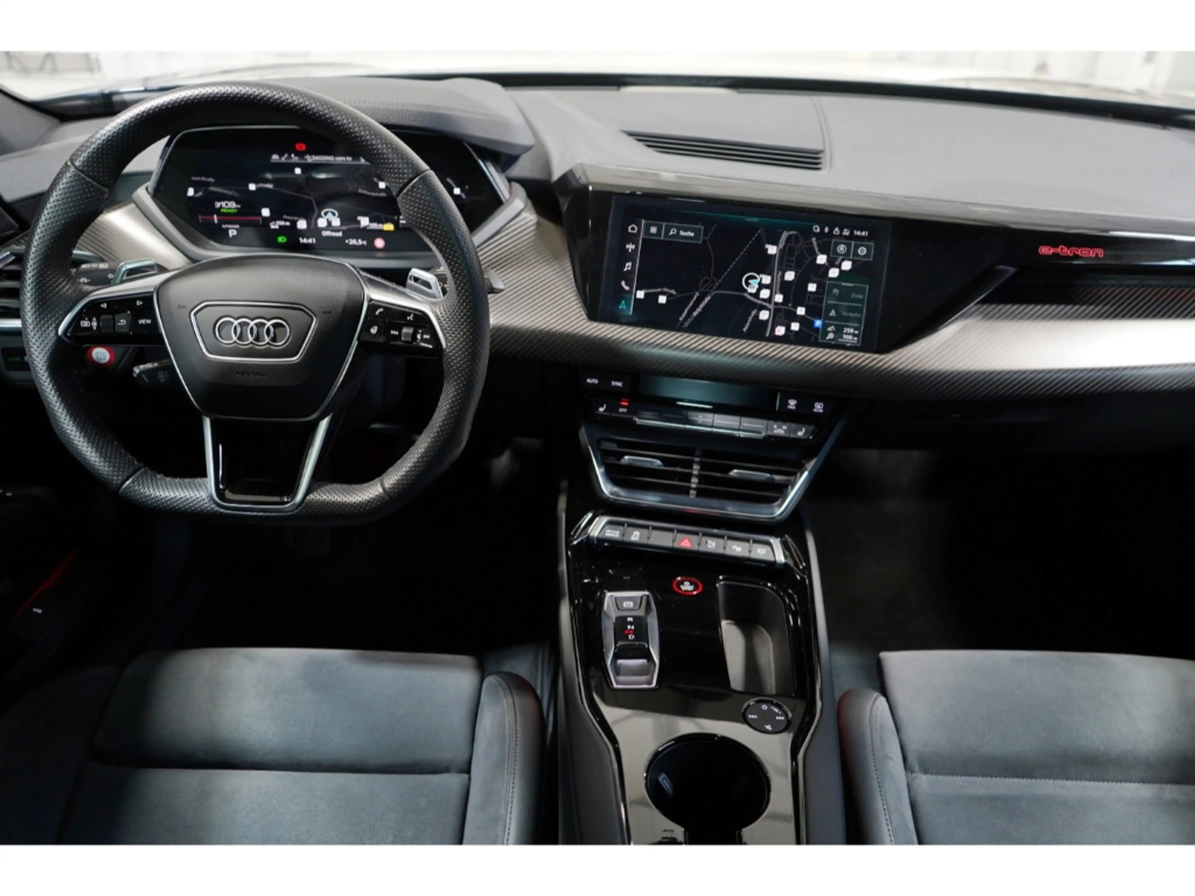 Audi e-tron GT quattro B&O Matrix PANO 21 Zoll — photo 6