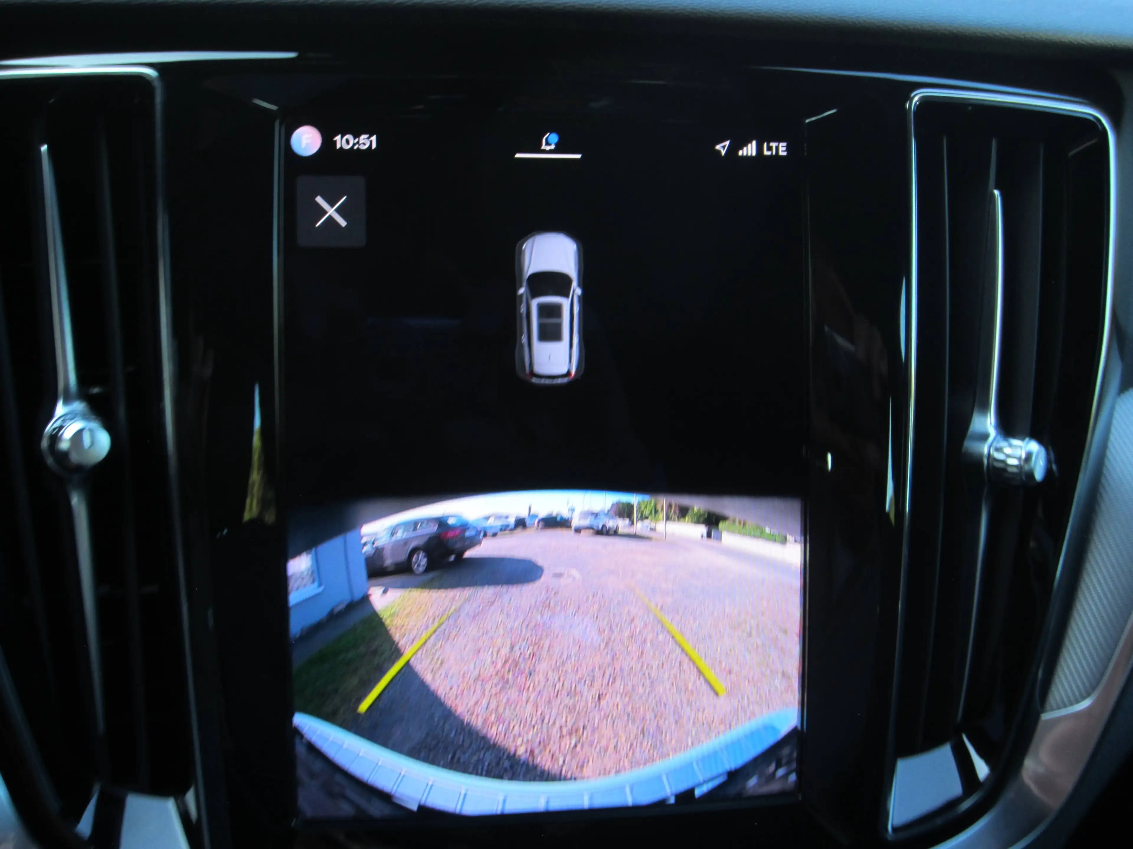Volvo V60 Plus Dark Automatik — photo 18