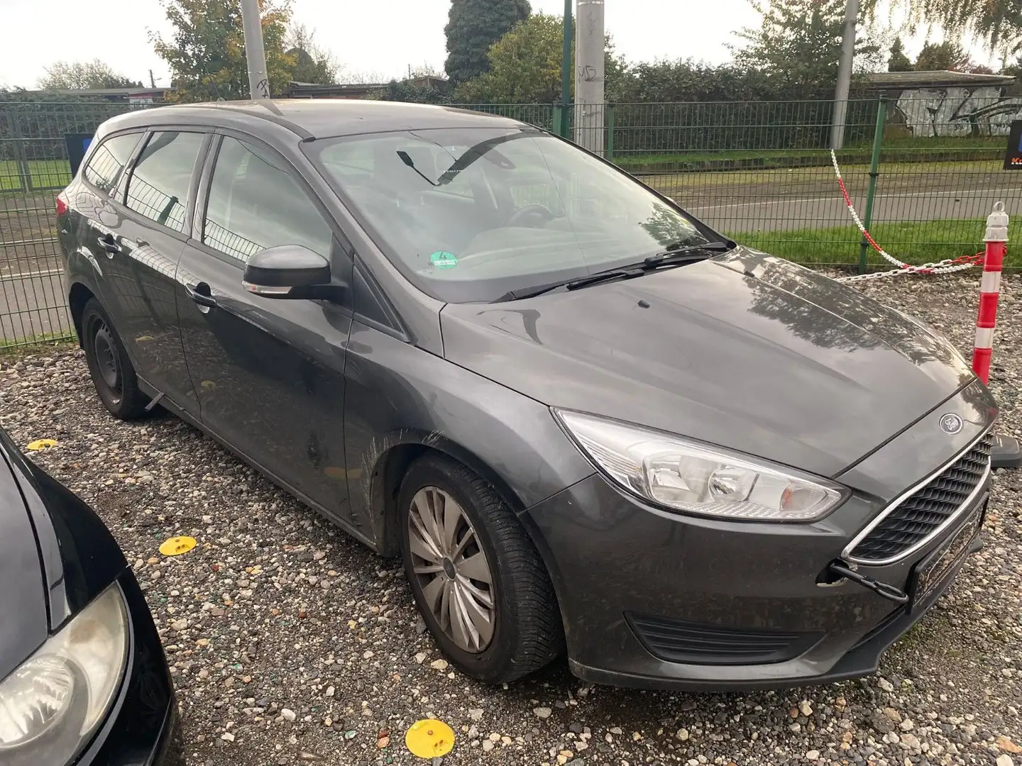 Ford Focus Turnier Trend Klima ... Grau - 1
