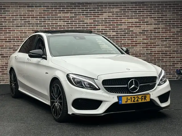 Mercedes-Benz C-Class view 15