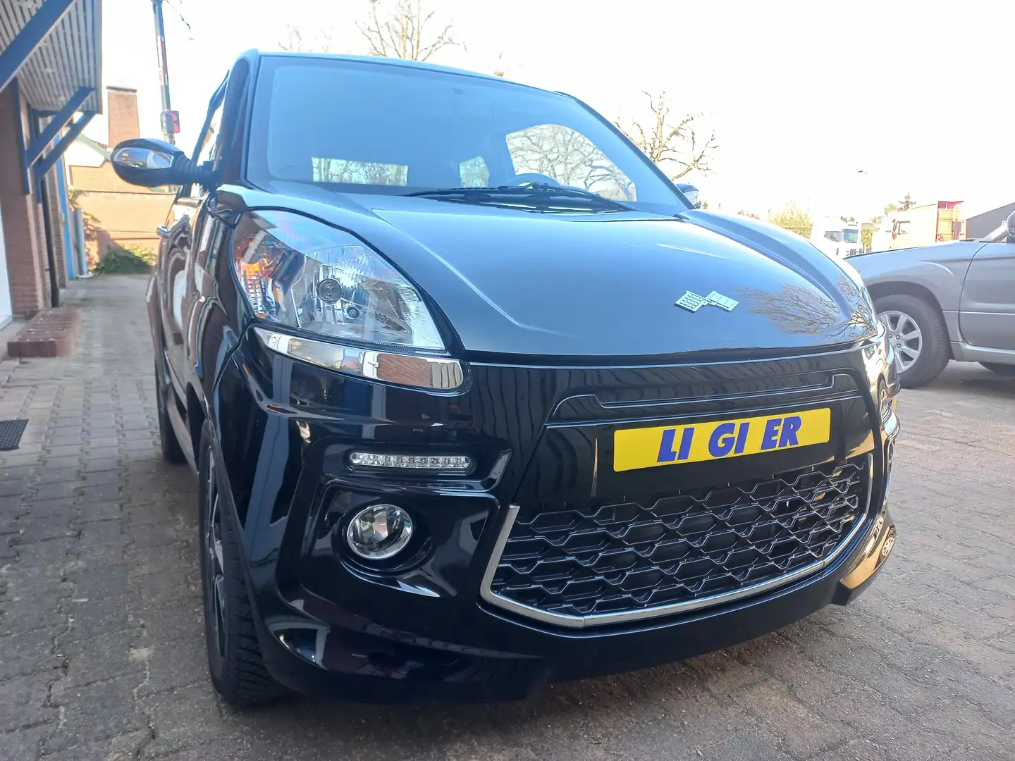Ligier JS 50 Elegance DCi Revolution Negro - 2