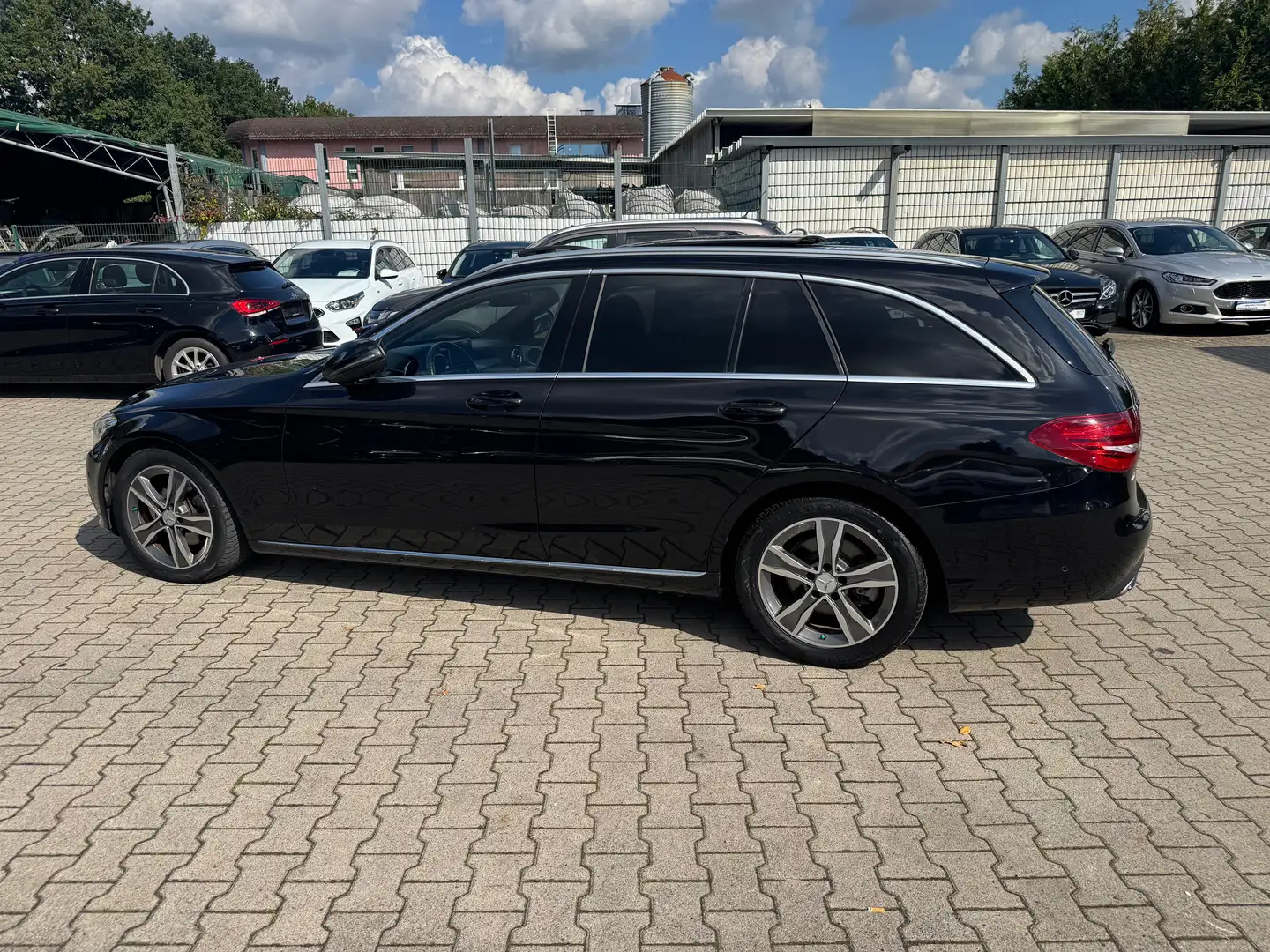 Mercedes-Benz C 220 d T-Modell 4Matic Automatik "Avantgarde" *PANORAMA Noir - 2