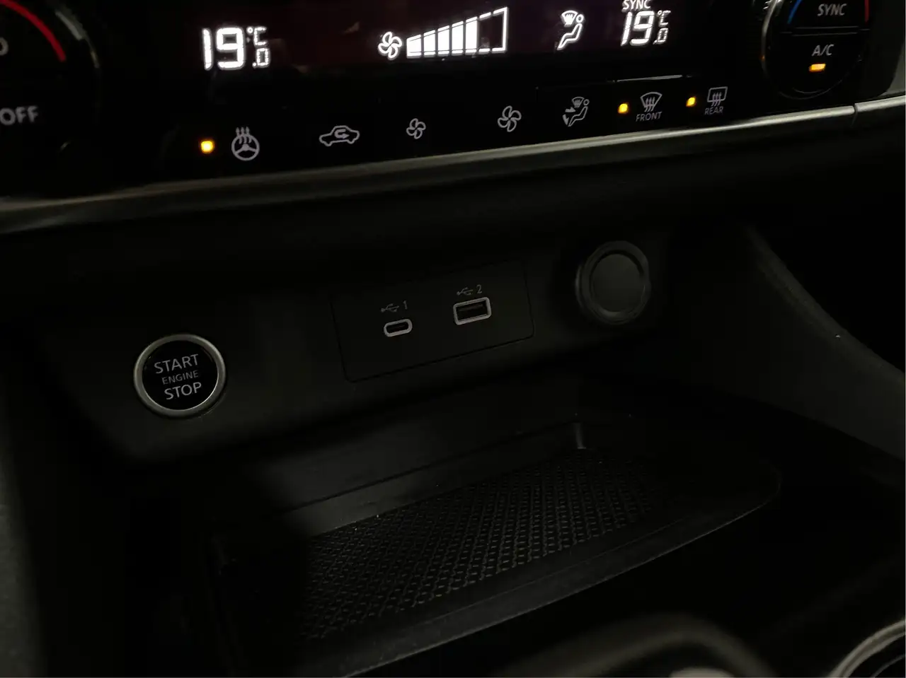 Nissan Rogue fotografie Nissan Rogue