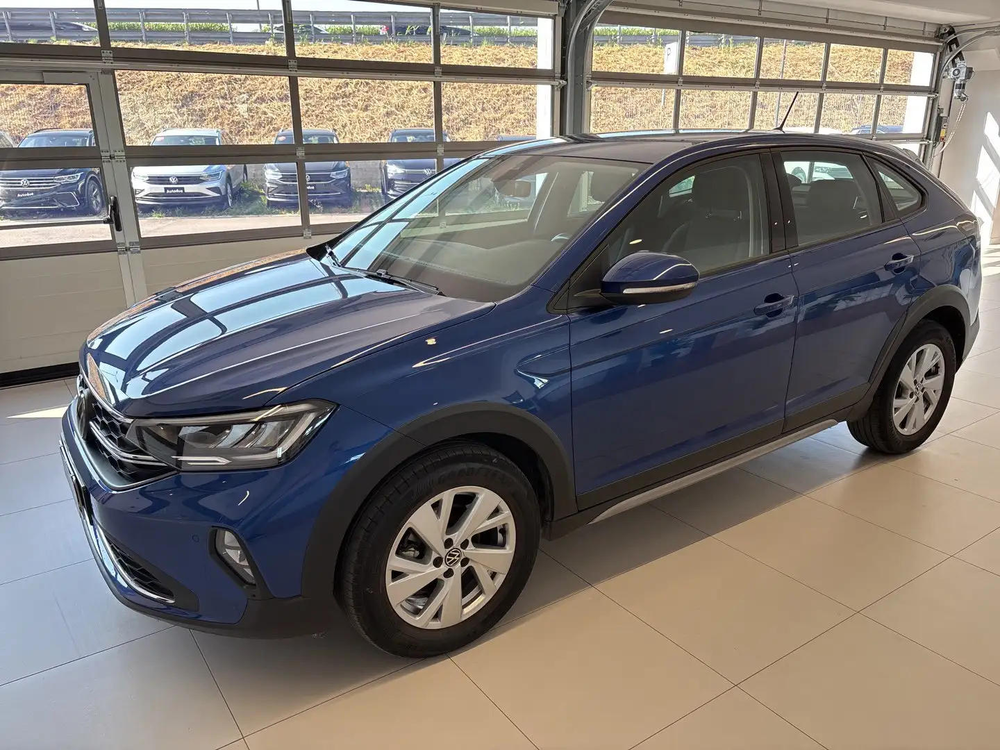 Volkswagen Taigo 1.0 TSI LIFE 95CV Blau - 1