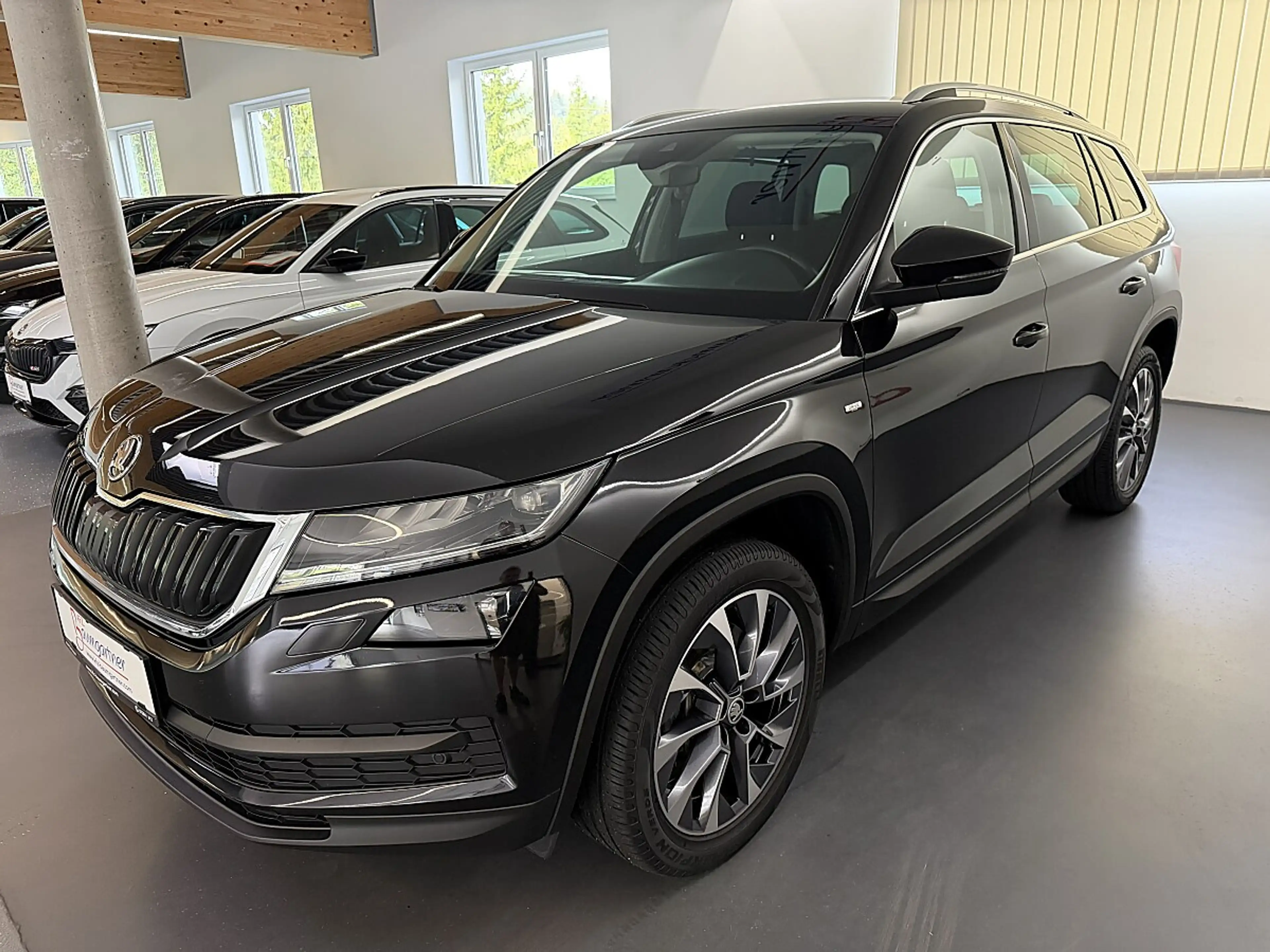 Skoda Kodiaq 2,0TDI DSG 4x4 *LED*NAVI*ACC*AHK*Sitzheizung vo... — photo 2