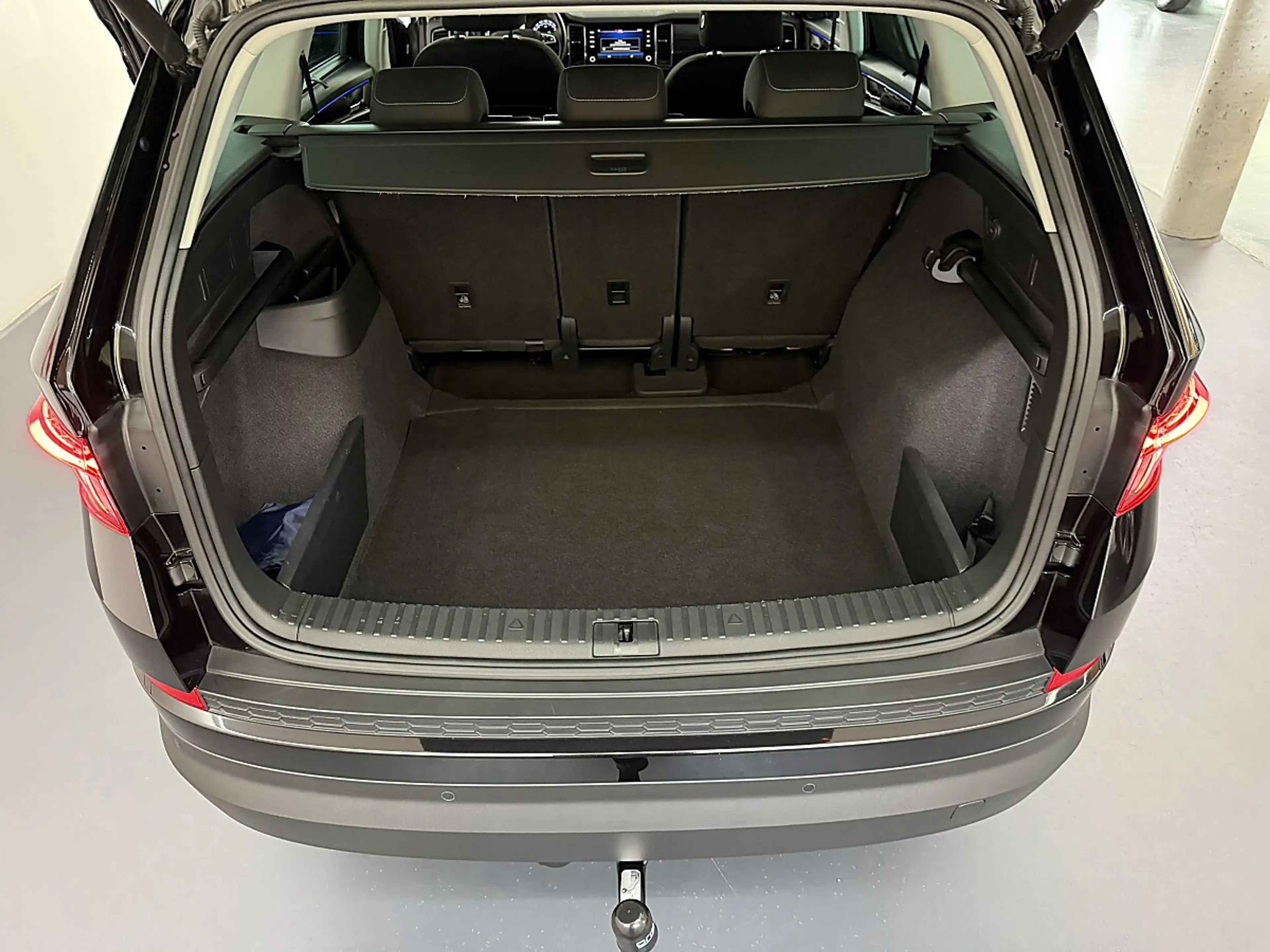 Skoda Kodiaq 2,0TDI DSG 4x4 *LED*NAVI*ACC*AHK*Sitzheizung vo... — photo 15