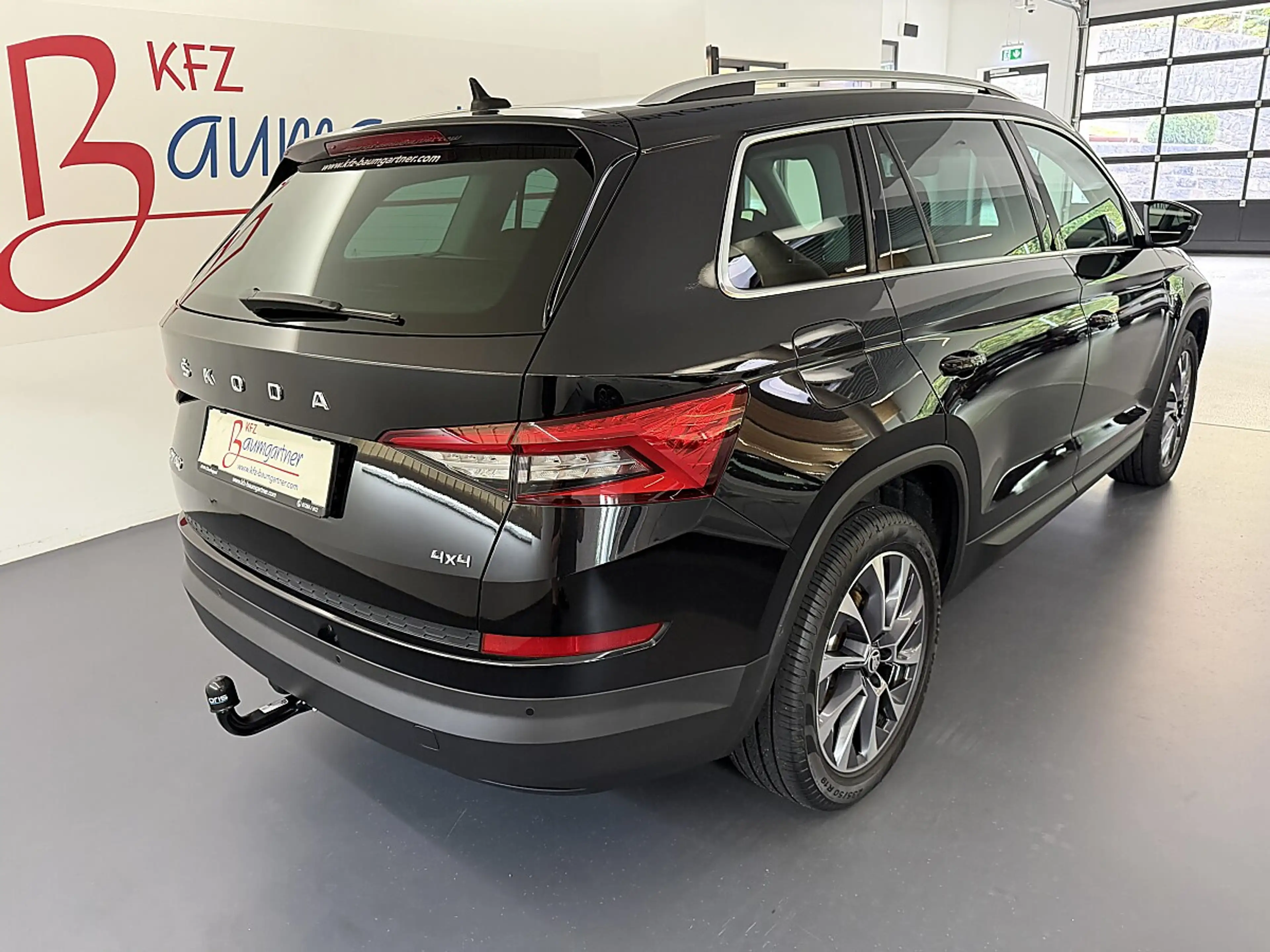 Skoda Kodiaq 2,0TDI DSG 4x4 *LED*NAVI*ACC*AHK*Sitzheizung vo... — photo 4