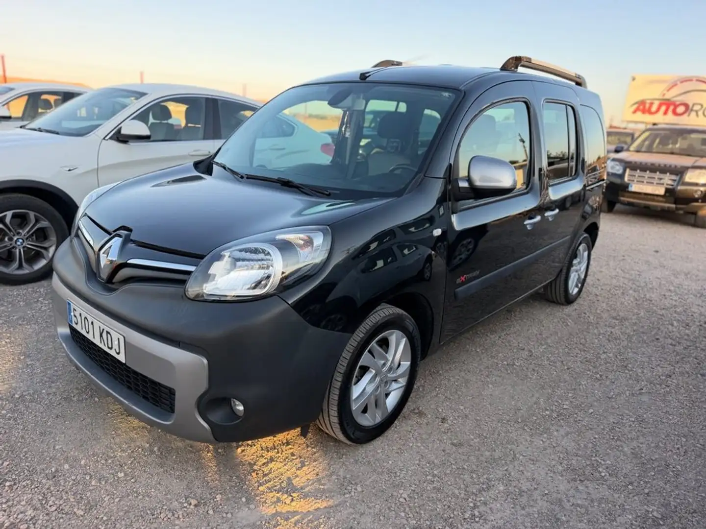 Renault Extrem M1AF S.E Ene. dCi 66kW 90CV E6 Negro - 1
