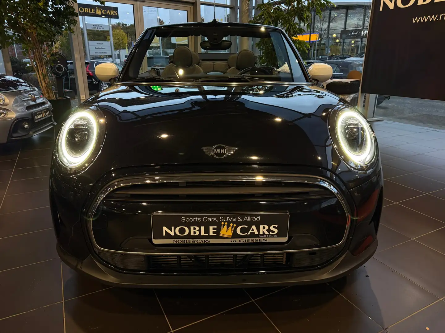 MINI Cooper Cabrio Cooper HUD RFK LED NAVI Schwarz - 2