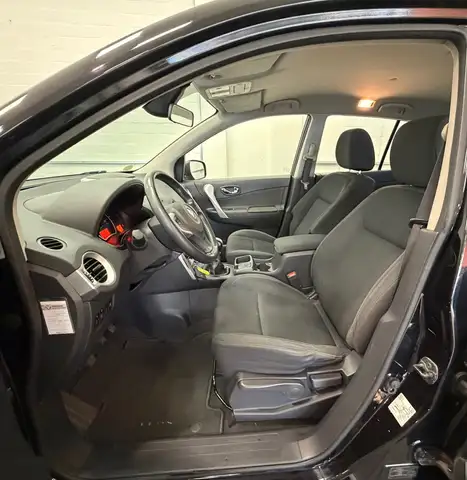 Renault Koleos view 8