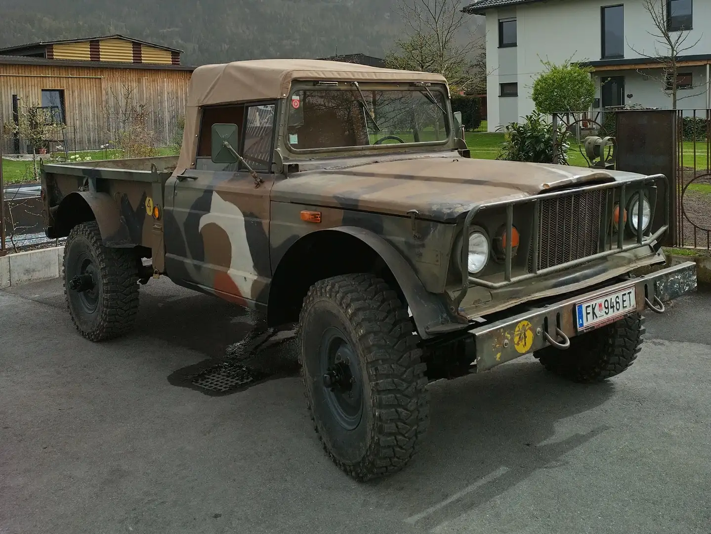 Jeep Kaiser M715 Grün - 2