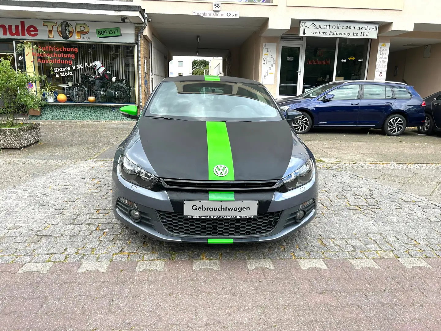 Volkswagen Scirocco 2.0 TSI Grau - 2