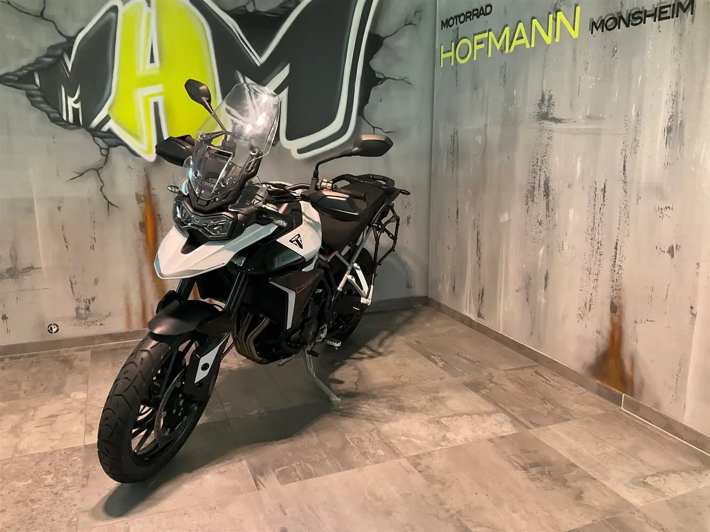 Triumph Tiger 900 Weiß - 2