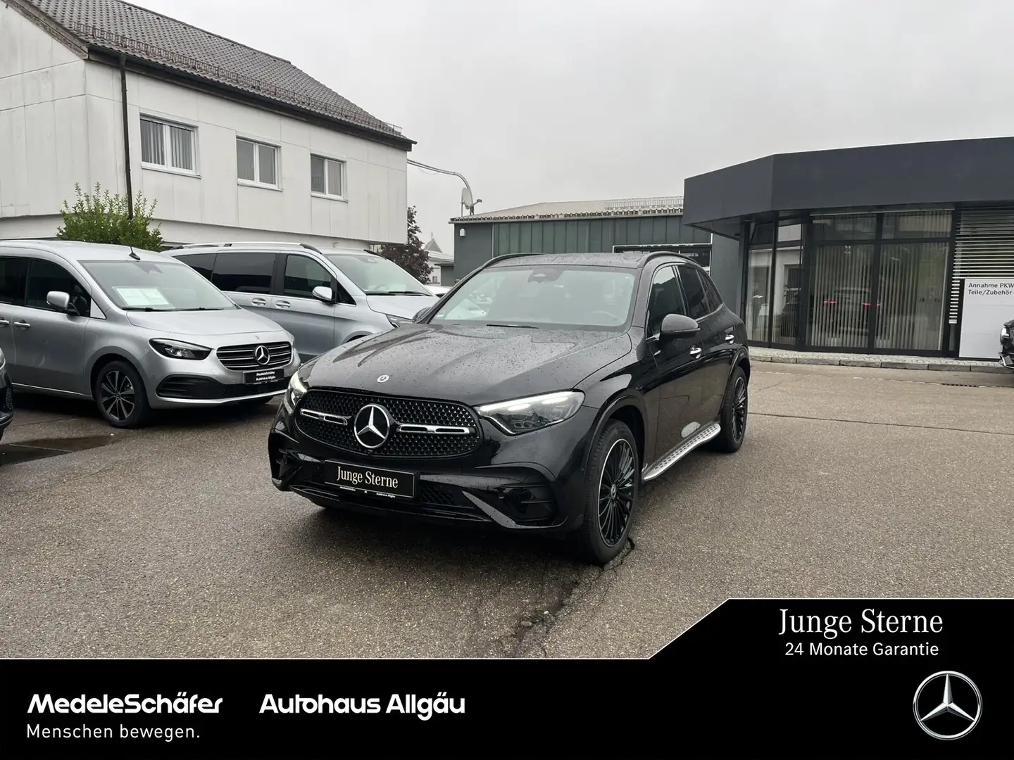 Mercedes-Benz GLC 300 GLC 300 d 4M AMG Night 20" Airmatic Pano Sitzklima Schwarz - 1