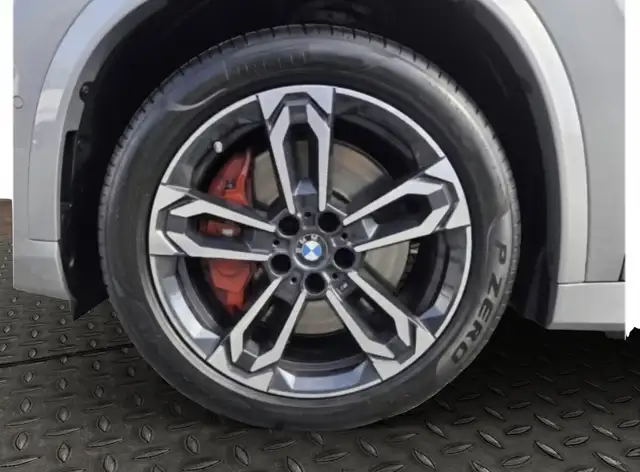 BMW X1 view 6