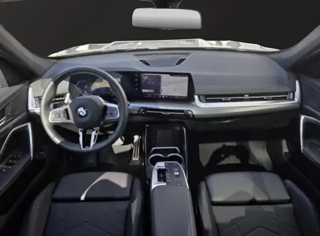 BMW X1 view 8