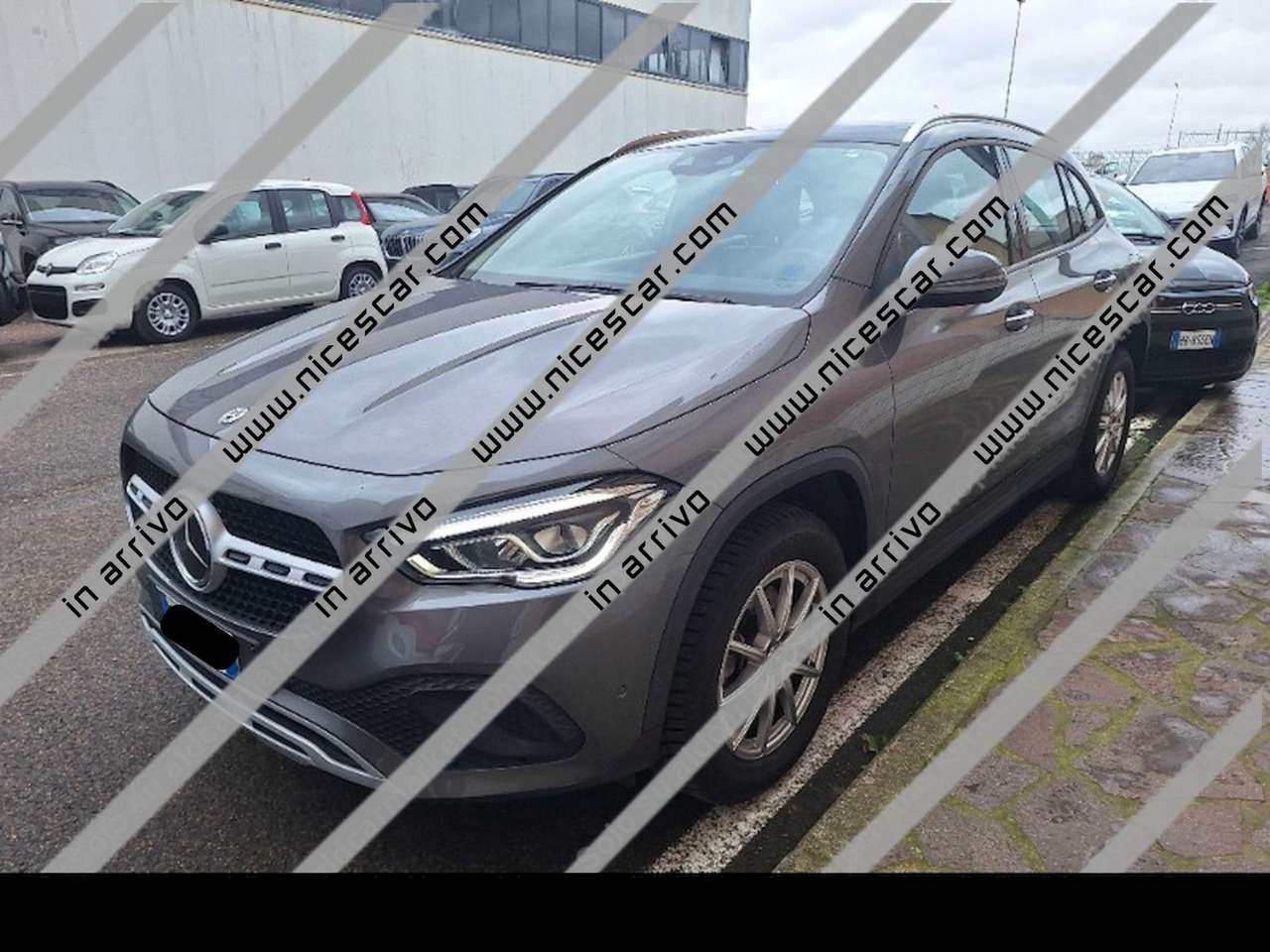 Mercedes-Benz GLA 180 GLA 180 d Automatic Business Extra