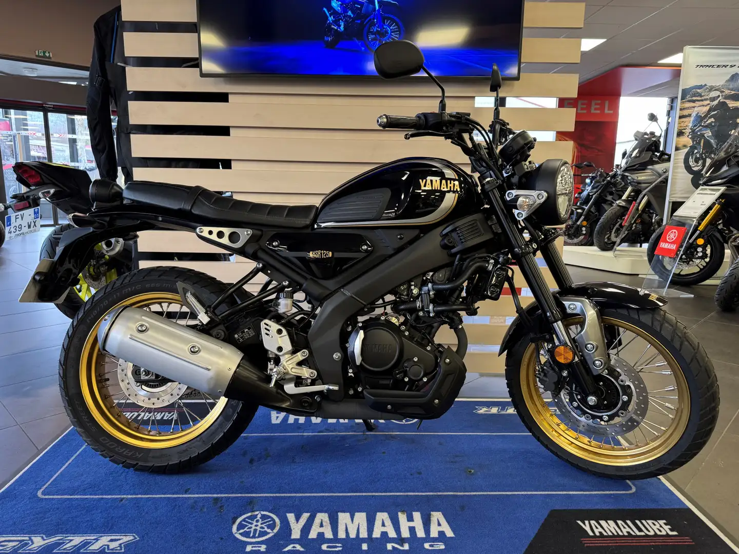 Yamaha XSR 125 Noir - 1