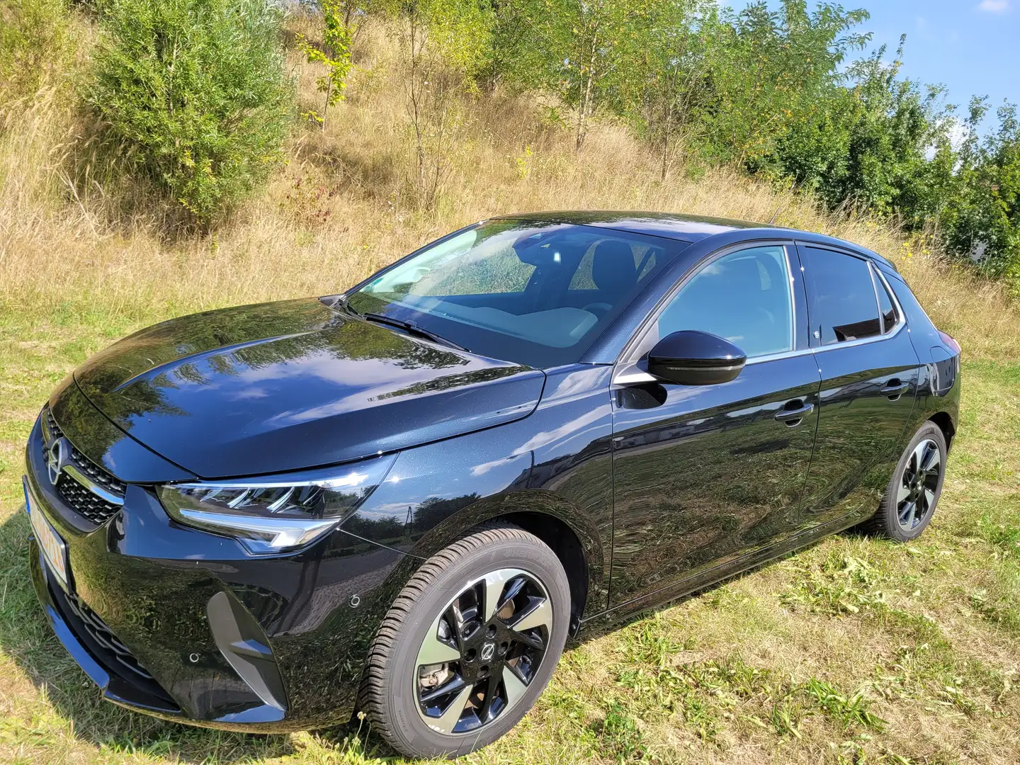Opel Corsa-e e Elegance Schwarz - 1
