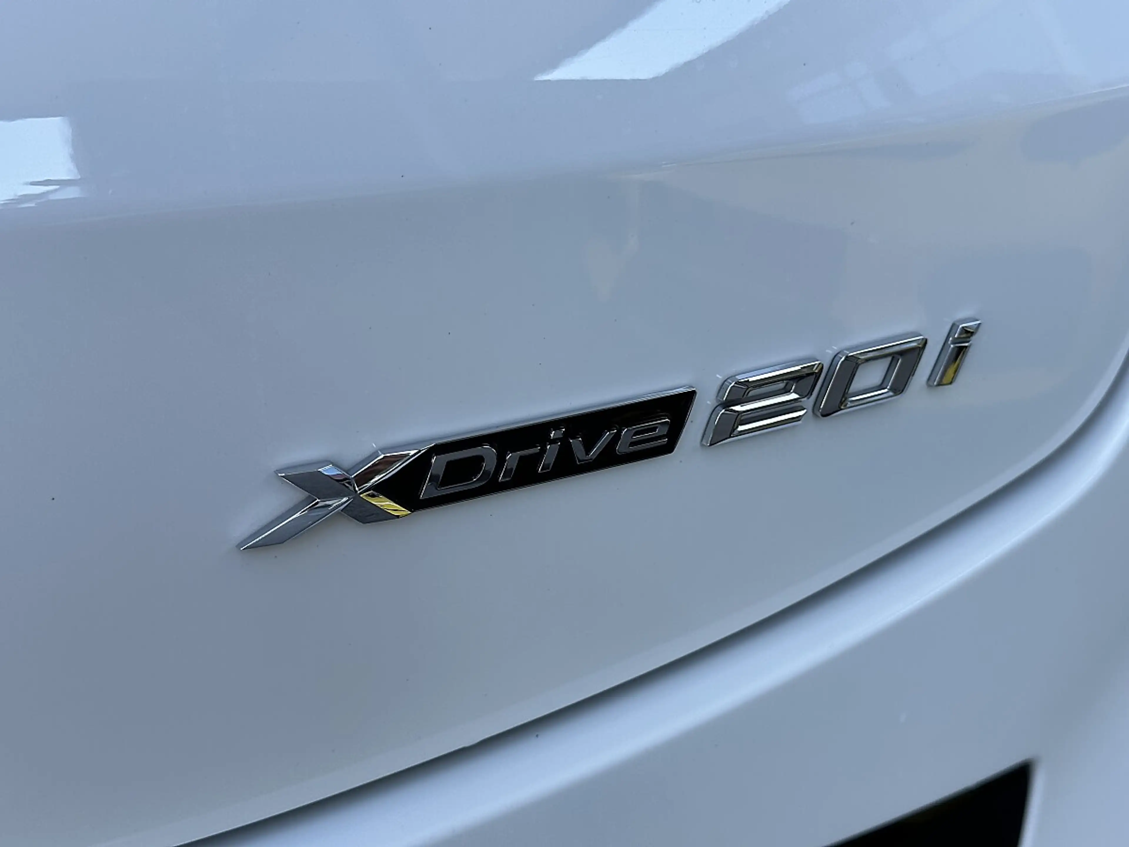 BMW X4 xDrive20i M-Paket Aut. — photo 9
