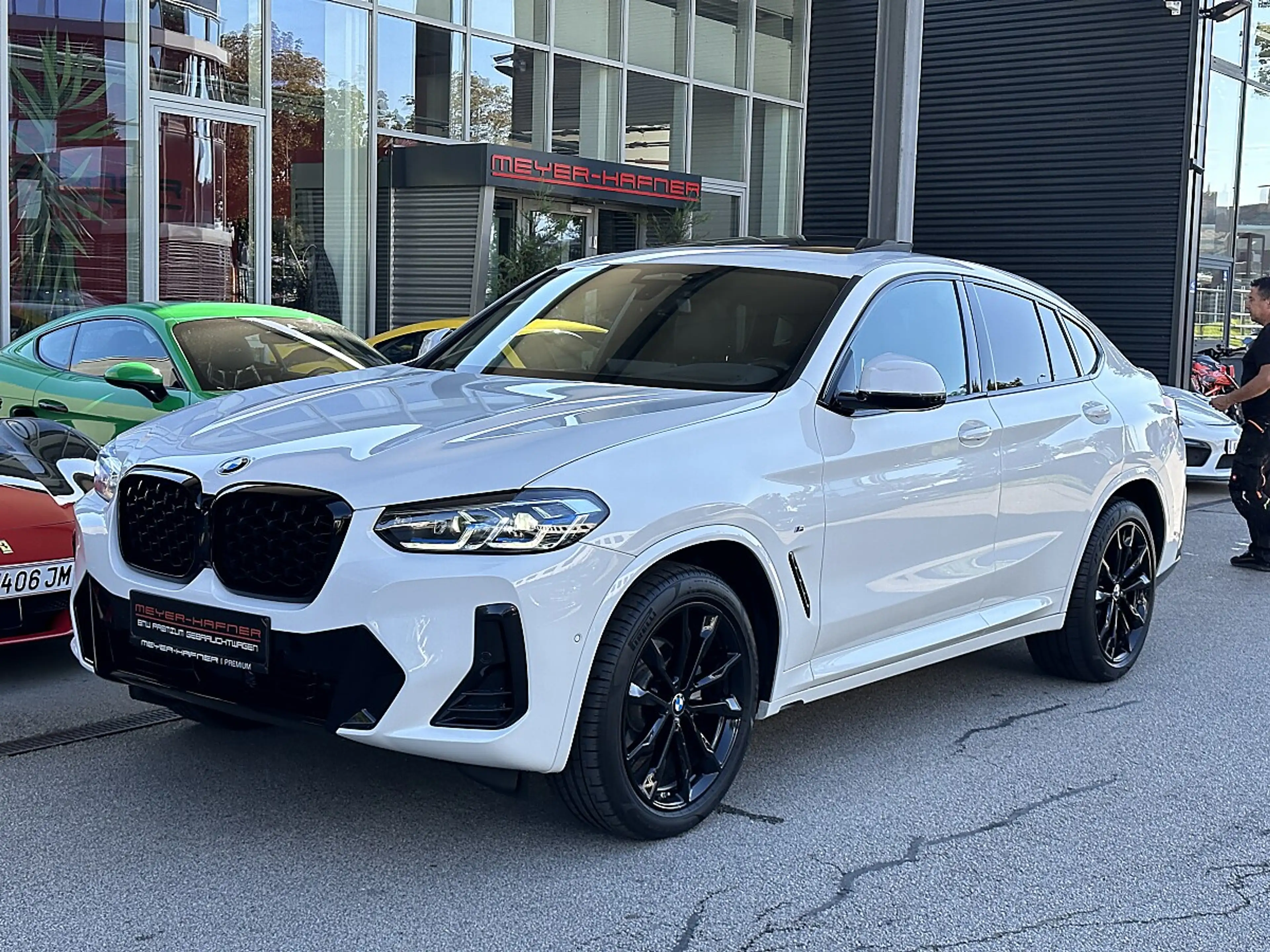 BMW X4 xDrive20i M-Paket Aut.