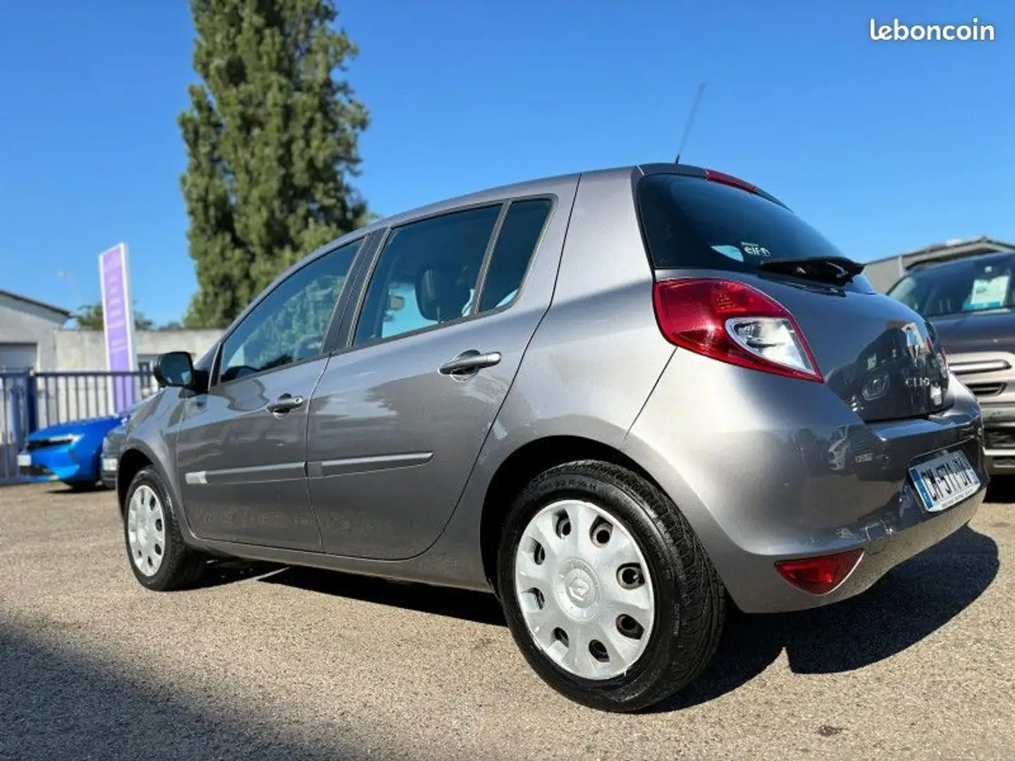 Renault Clio III 1.2 16V 75CH EXPRESS CLIM 5P Gris - 2
