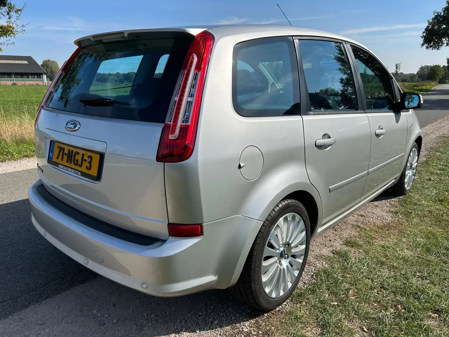 Ford C-Max 1.8-16V Limited pas 79.126km gereden keurig netjes Grijs - 2