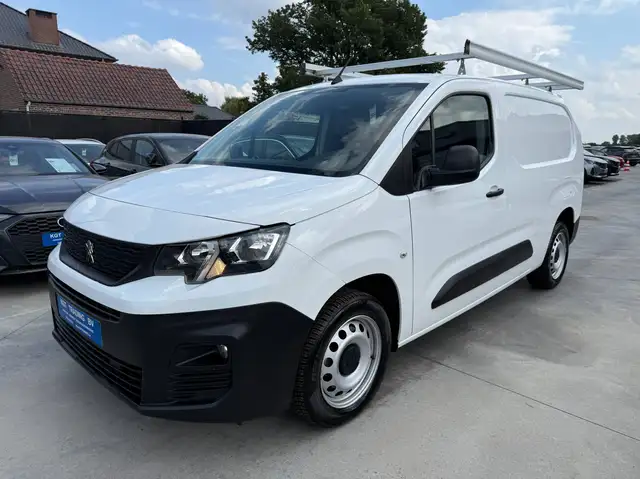 Peugeot Partner view 9