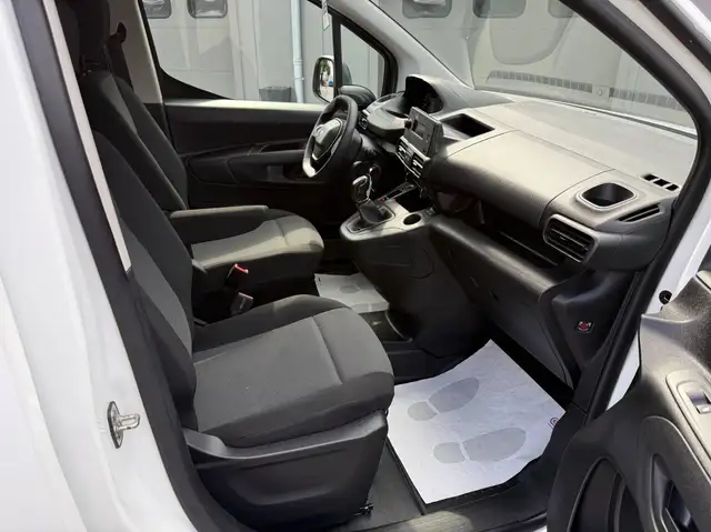 Peugeot Partner view 22