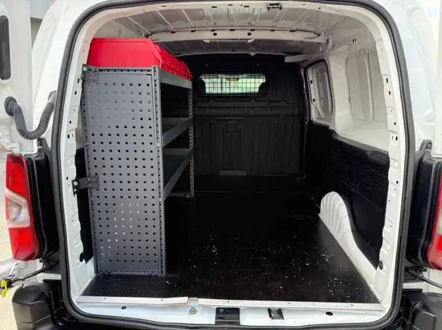 Peugeot Partner view 14
