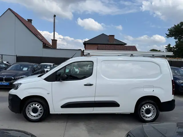 Peugeot Partner view 8