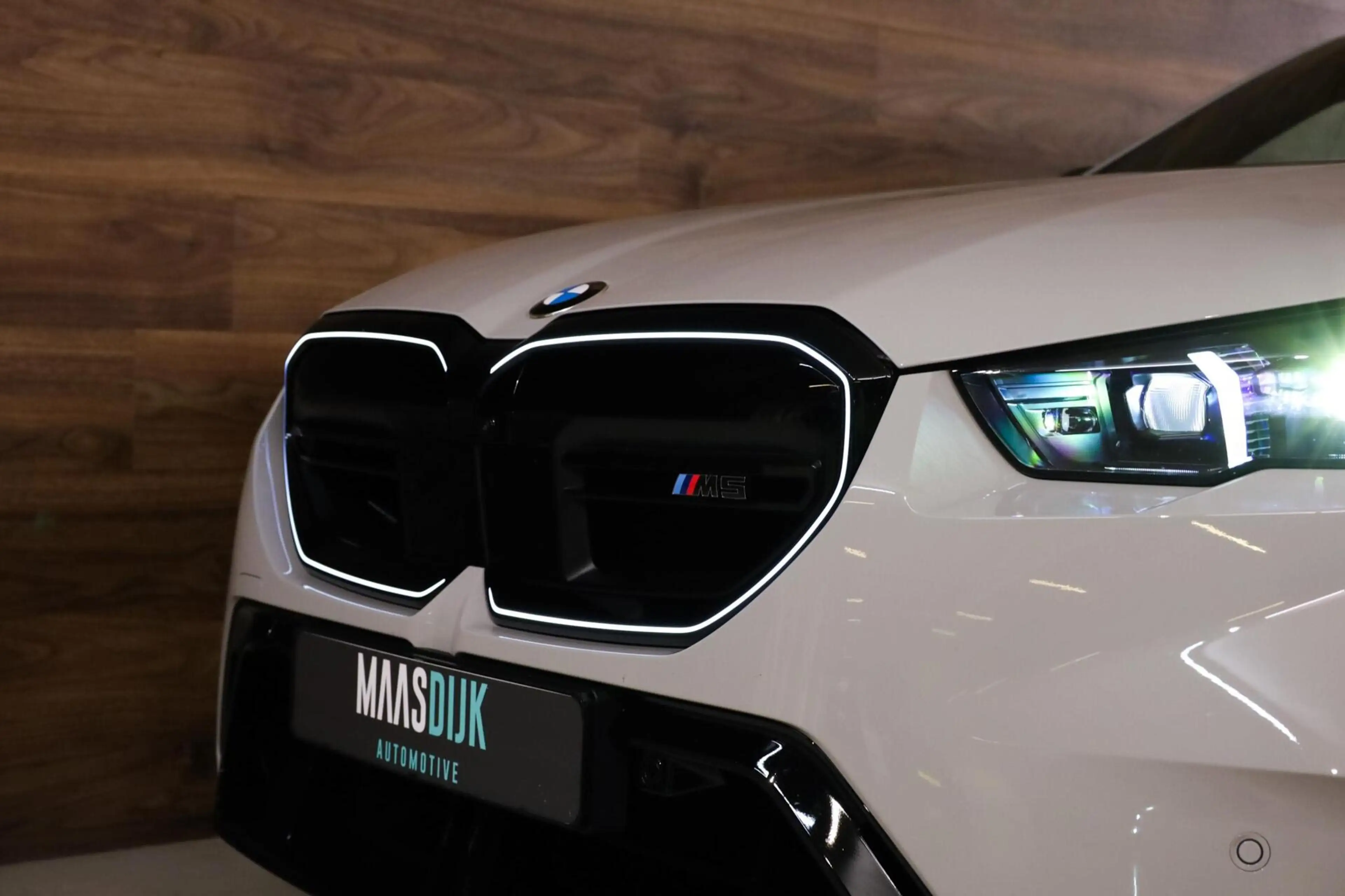 BMW M5 5-serie Touring — photo 46