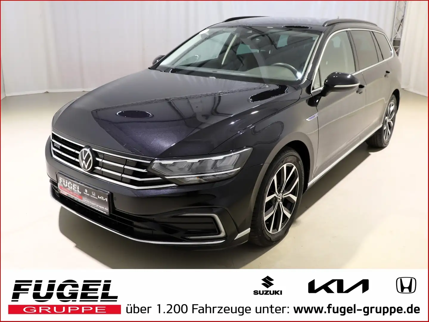 Volkswagen Passat Variant 1.4 TSI DSG GTE Massage|AHK|LED|Navi Zwart - 1
