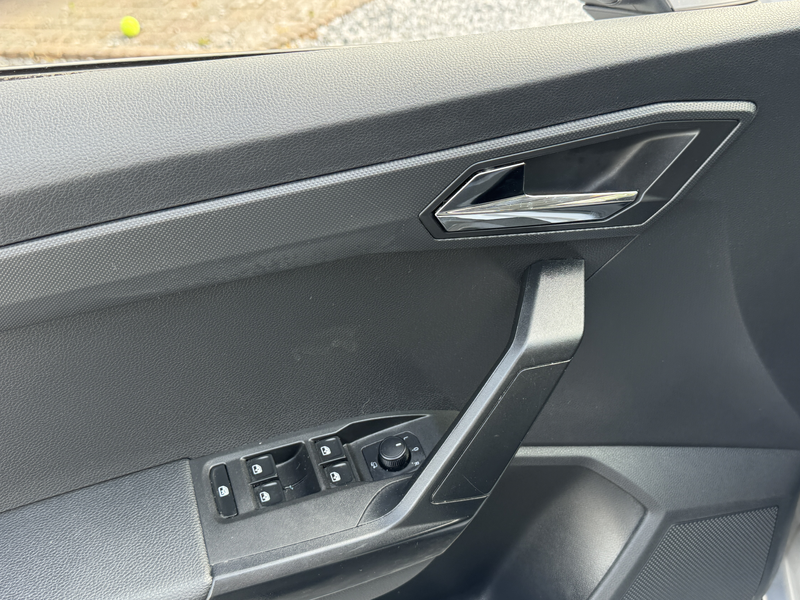 SEAT Arona Arona 1.0 TSI (EU6.2) — photo 9