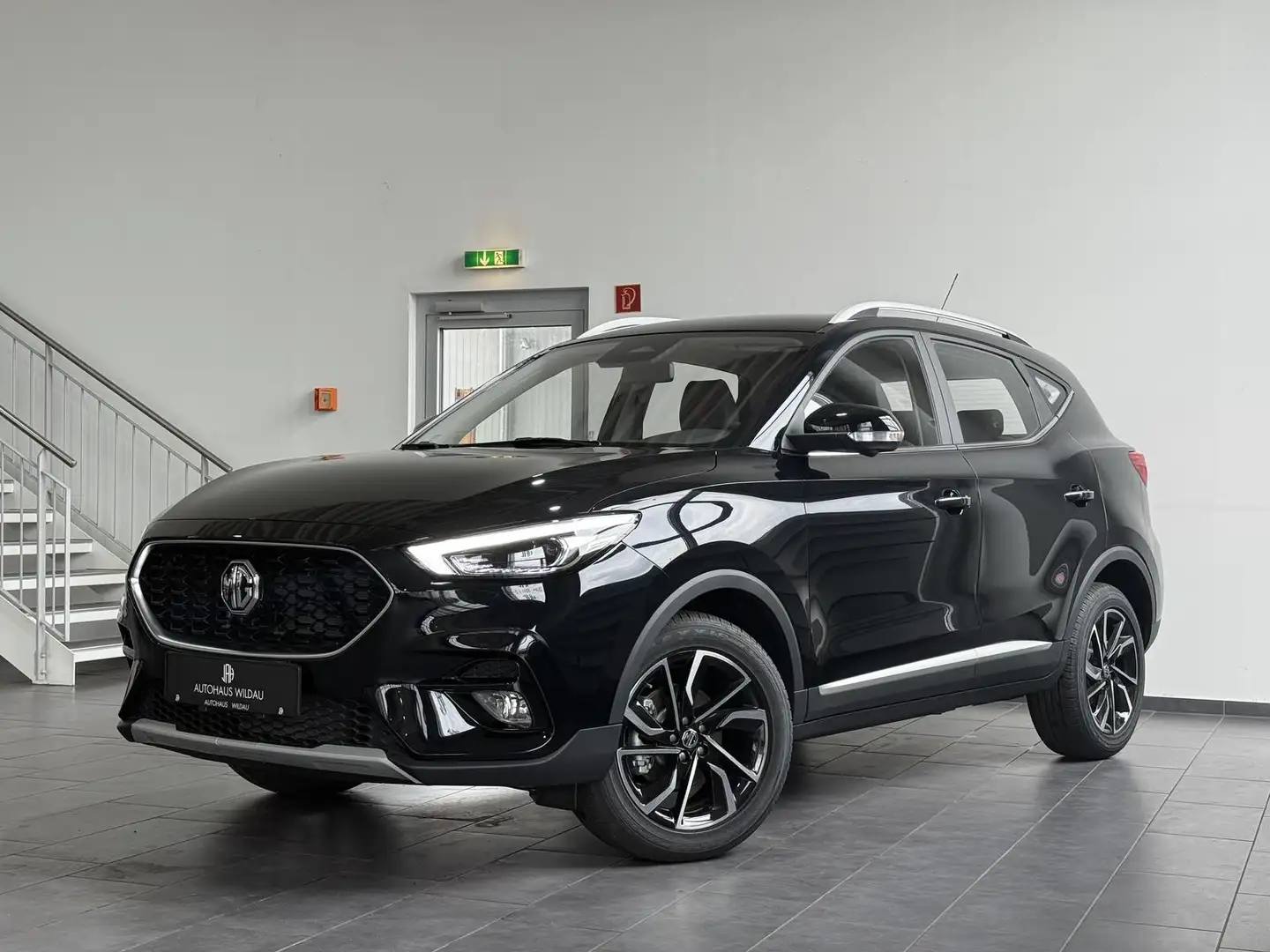 MG ZS Luxury *LED*LEDER*NAVI*360°* Noir - 1