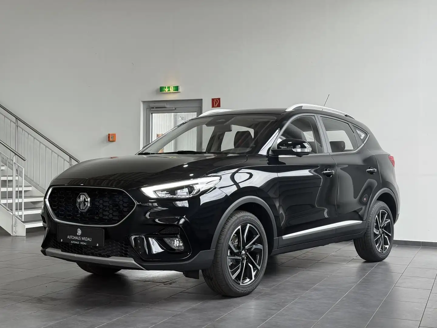 MG ZS Luxury *LED*LEDER*NAVI*360°* Noir - 2