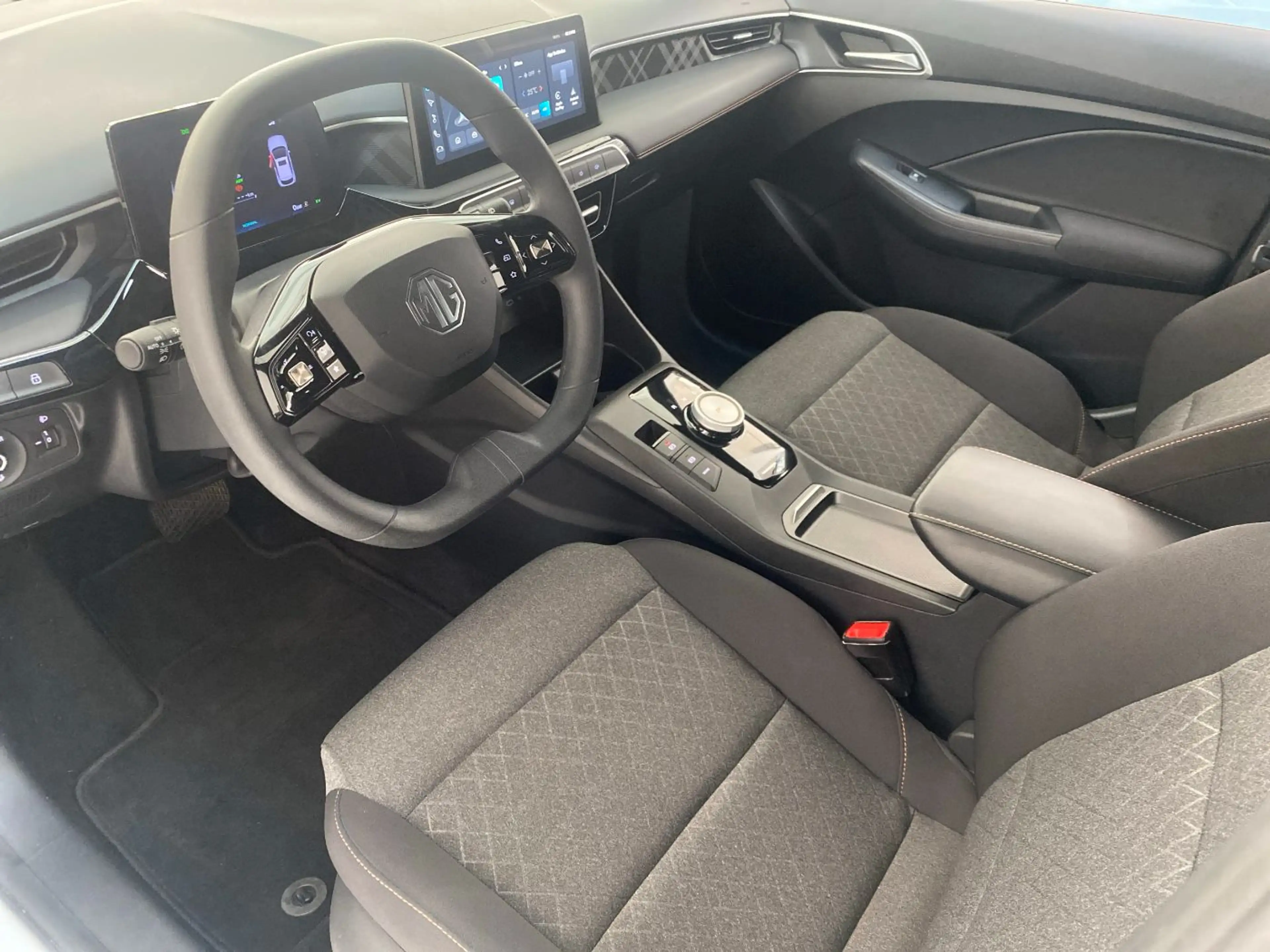 MG MG3 Hybrid+ Comfort NAVI*RÜCKFAHRKAMERA*LED — photo 8