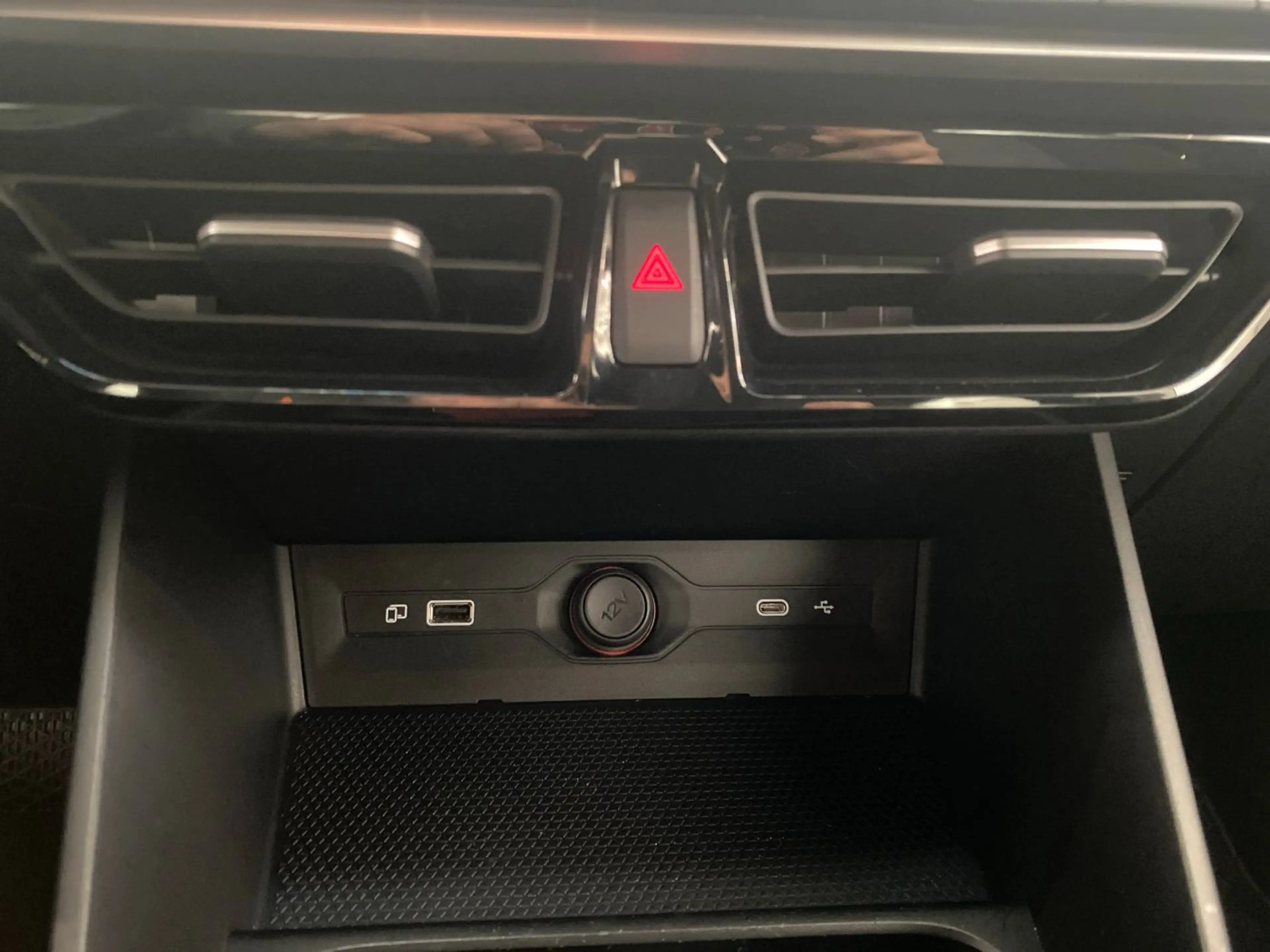 MG MG3 Hybrid+ Comfort NAVI*RÜCKFAHRKAMERA*LED — photo 12