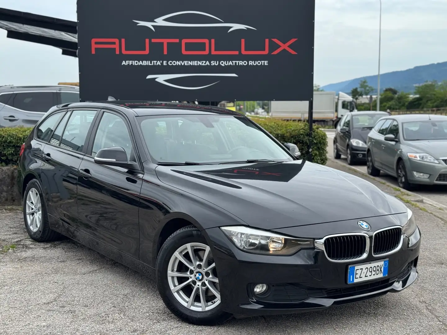 BMW 316 316d Touring Business aut. Noir - 1